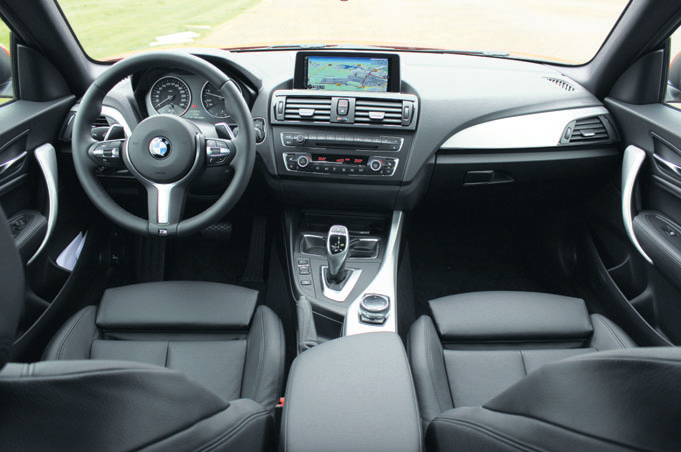 BMW 2 Serie Coupe interieur