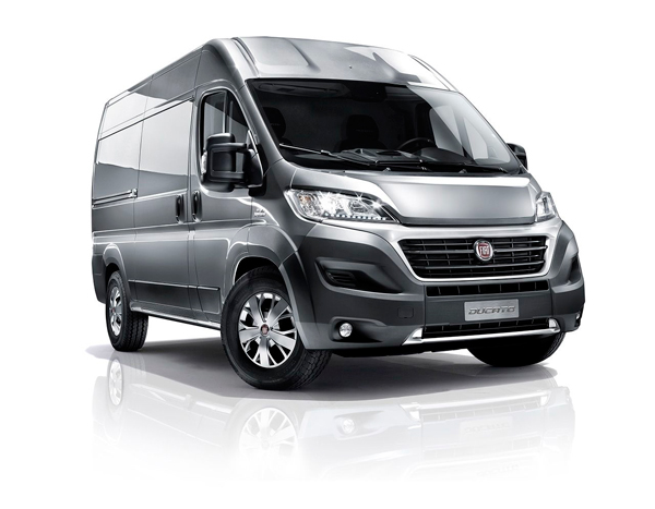 Nieuwe Fiat Ducato front