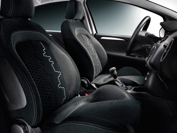 Fiat Punto Sport interieur