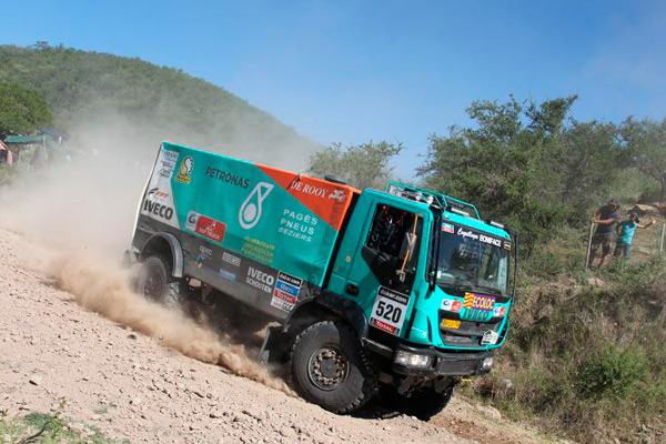 IVECO DAKAR 2014 eerste etappe slide