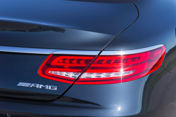 Nieuwe S 65 AMG Coupe backlight