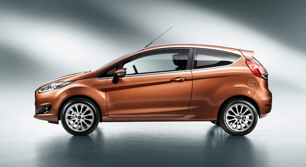 Ford Fiesta Titanium-X side