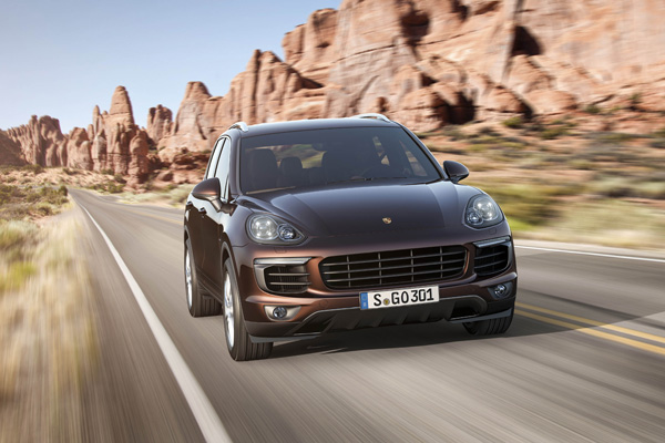 Nieuwe Porsche Cayenne brown front