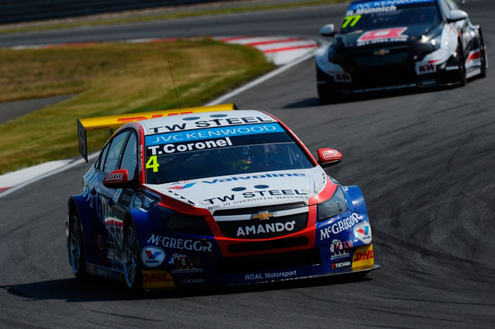 Tom Coronel WTCC Moskou action1