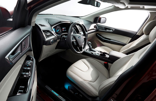 New Ford Edge Titanium interieur2