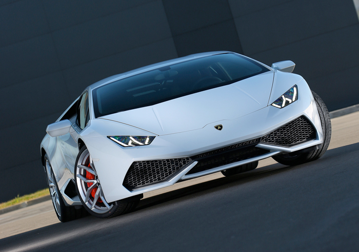 Lamborghini Huracan front