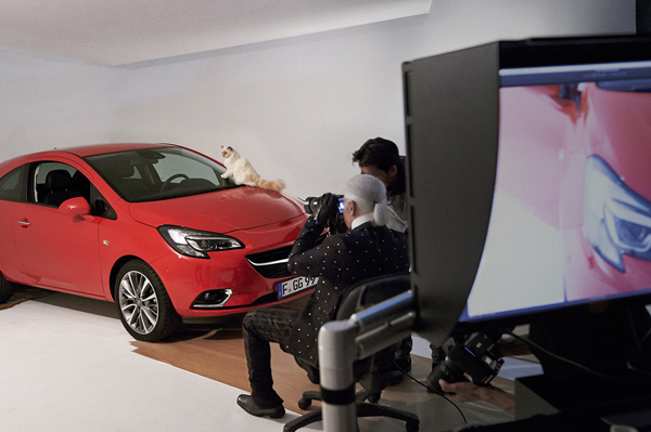 Opel Corsa Lagerfeld kalender shoot