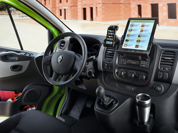 Renault Trafic Master dash