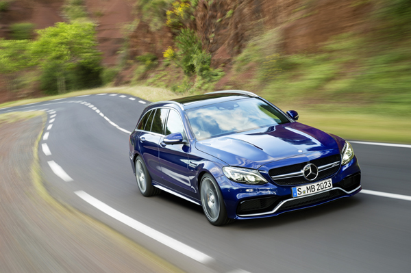 Mercedes-Benz AMG C 63 blue 3kw front dyn2