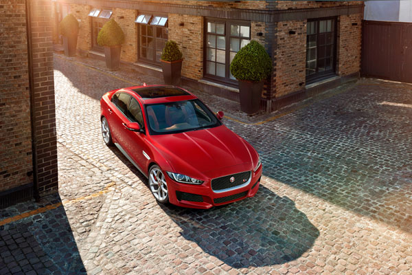 Jaguar XE S London top