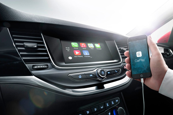 Opel Connectivity and OnStar carplay