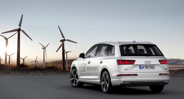 Exclusieve dealer preview nieuwe Audi Q7 e-tron back2