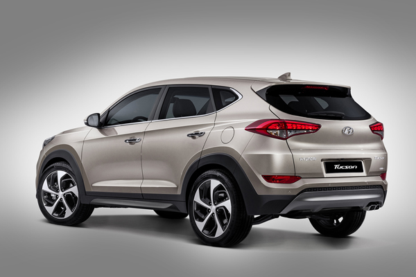 Hyundai Tucson driekwart achter