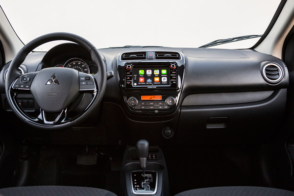 Mitsubishi 2017 Mirage interieur