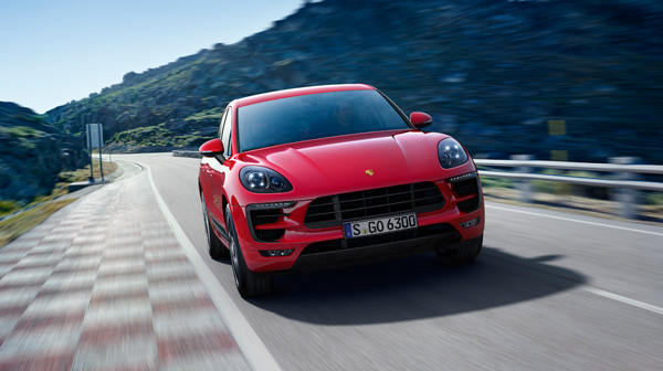 Porsche Macan GTS front