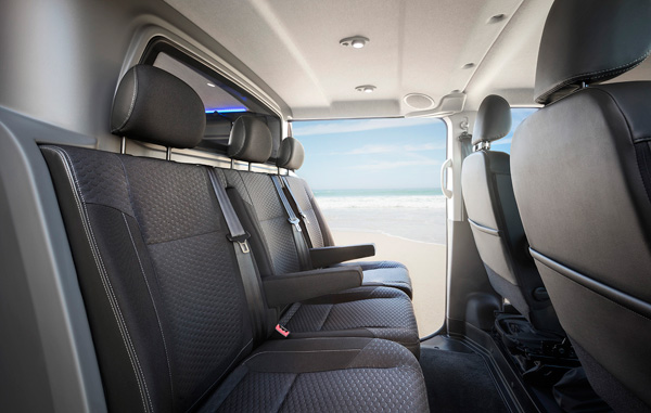 Opel Vivaro Surf Concept interieur back