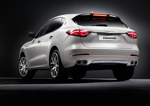 Maserati Levante 3kw back