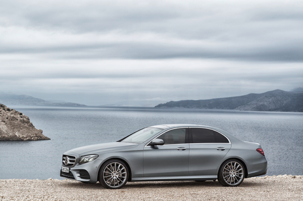 Nieuwe Mercedes E-Klasse grey side