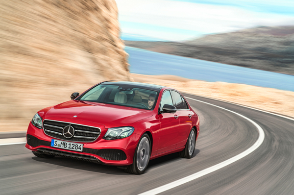 Nieuwe Mercedes E-Klasse red dynamic 3kwfront2