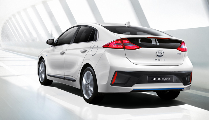 Hyundai IONIQ back