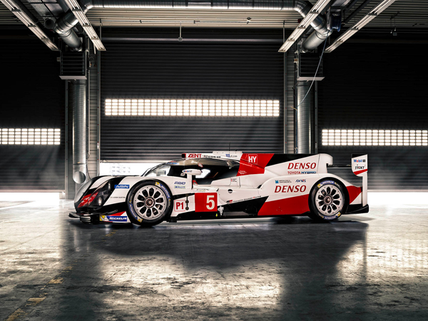 Toyota TS050 2016 side