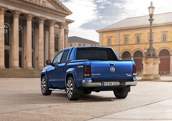 VW Amarok Alltag museum back