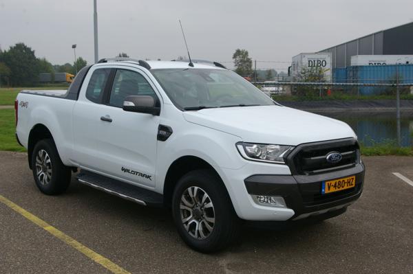 FORD RANGER-driekwart-voor-liggend-01-web