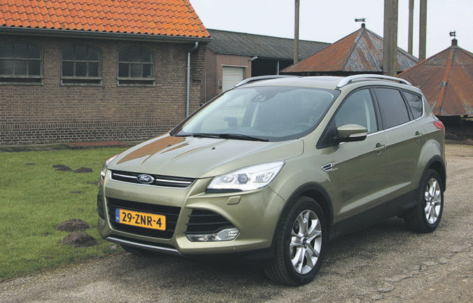 Rij impressie nieuwe Ford Kuga dynamic