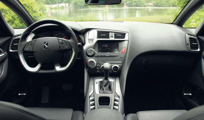 DS 5 interieur