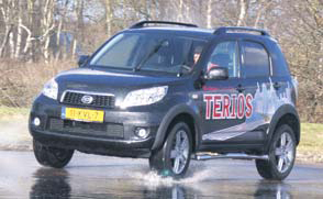 Daihatsu Terios test slipvlak