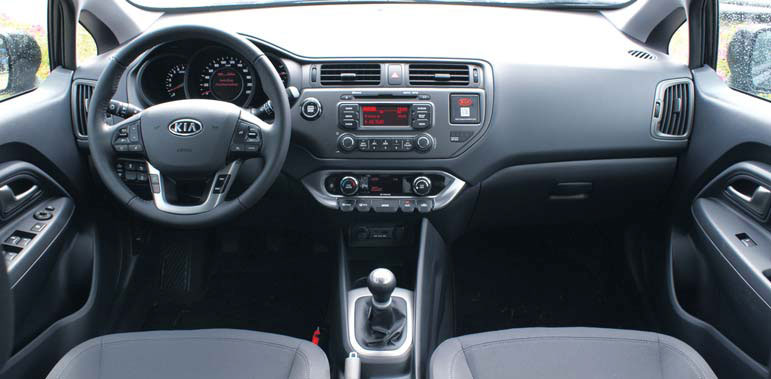 Kia Rio test interieur