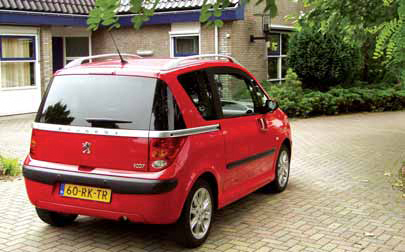 Peugeot 1007 test achterkant