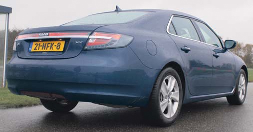 Saab 9-5 Sedan test back