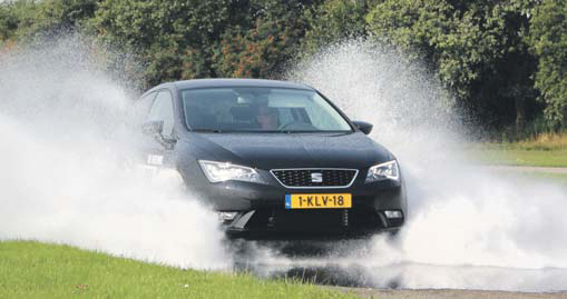 SEAT Leon SC waterbak