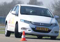 Honda Insight Hybrid test slalom