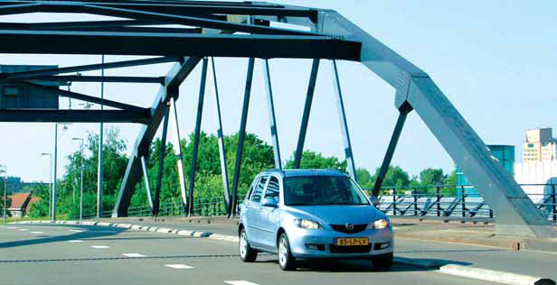 Mazda2 1.6 Sportive test front