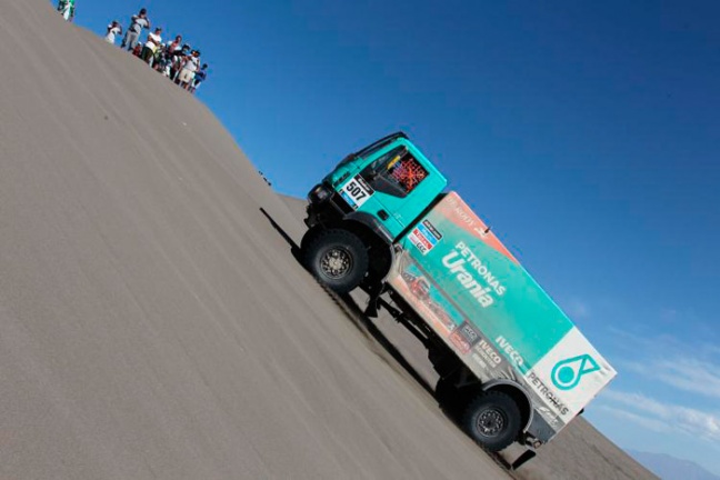 Gerard de Rooy wint met IVECO Powerstar tweede special in Dakar