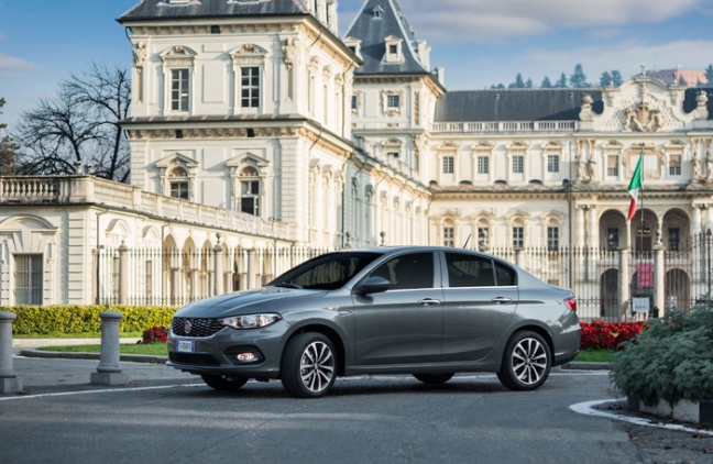 Nieuwe Fiat Tipo wint prestigieuze Autobest 2016 award