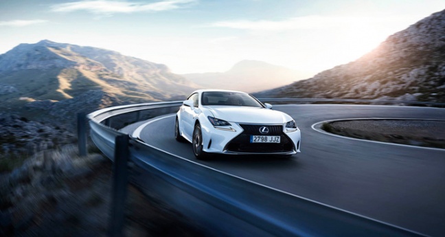 Nieuwe Lexus RC 300h: dé eigenzinnige hybride coupé