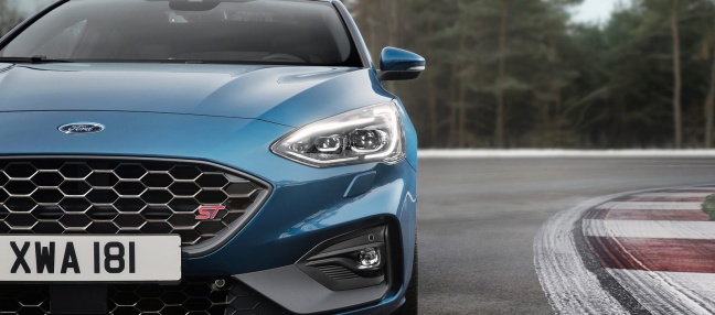 Nieuwe Ford Focus ST combineert circuitprestaties, dagelijks rijplezier en gebruiksgemak