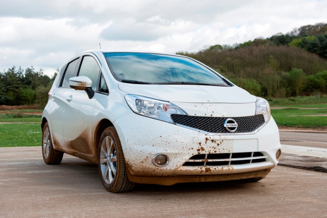 Nissan ontwikkelt prototype van ‘zelfreinigende’ auto