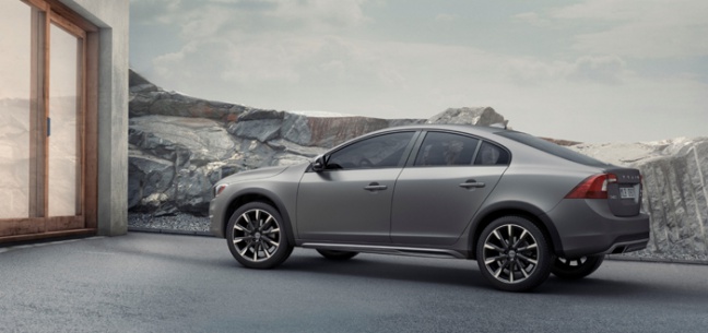 Volvo presenteert S60 Cross Country