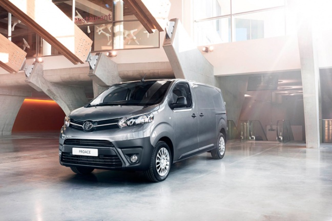 Toyota introduceert PROACE bedrijfswagens vanaf € 16.995