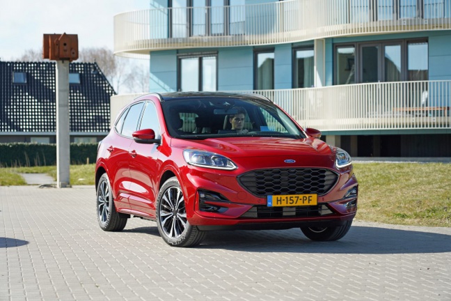 Nieuwe Ford Kuga nu bij de dealer